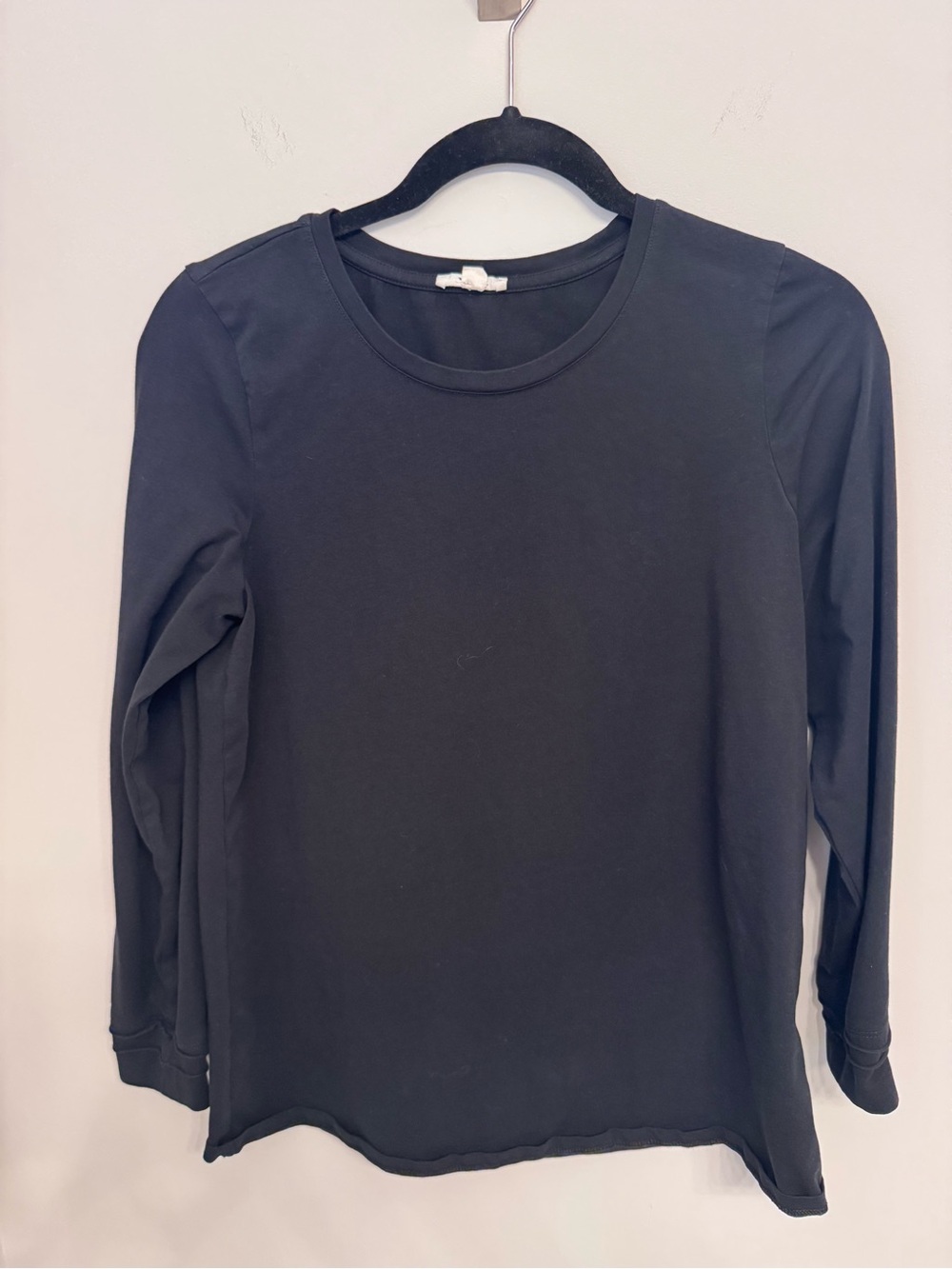 Nic & Zoe Black Crewneck Top